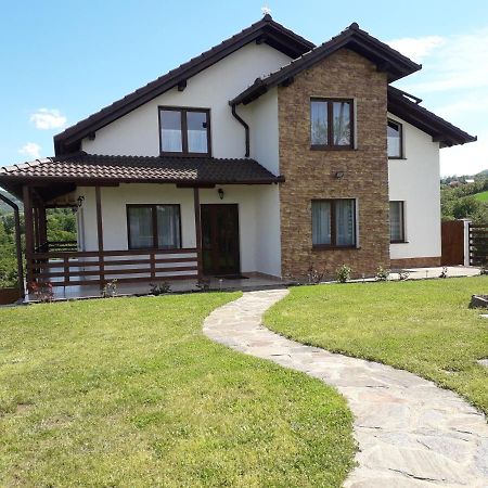 Vila Aloman Себеш Экстерьер фото