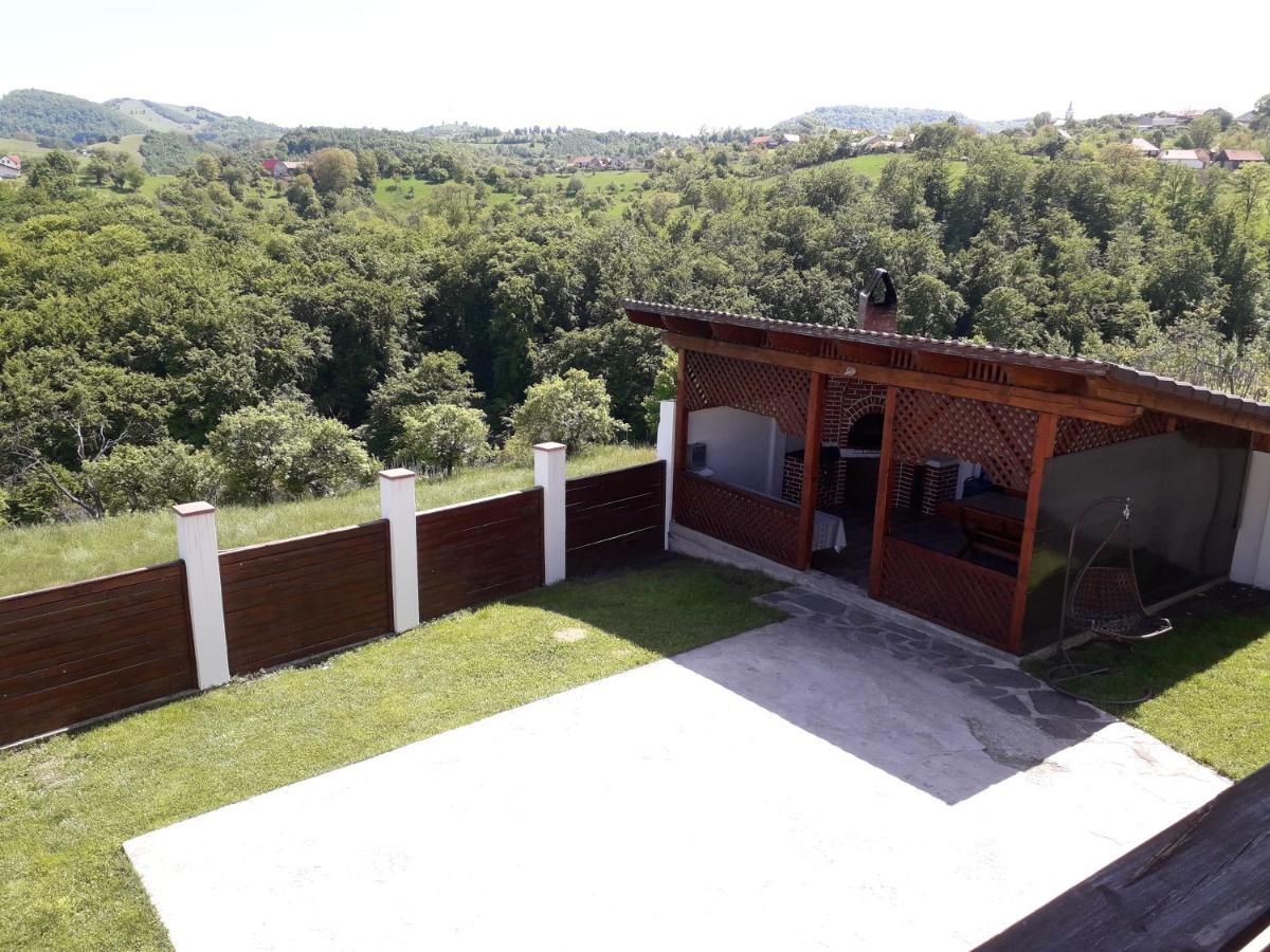 Vila Aloman Себеш Экстерьер фото